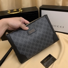 Mens Gucci Clutch Bags